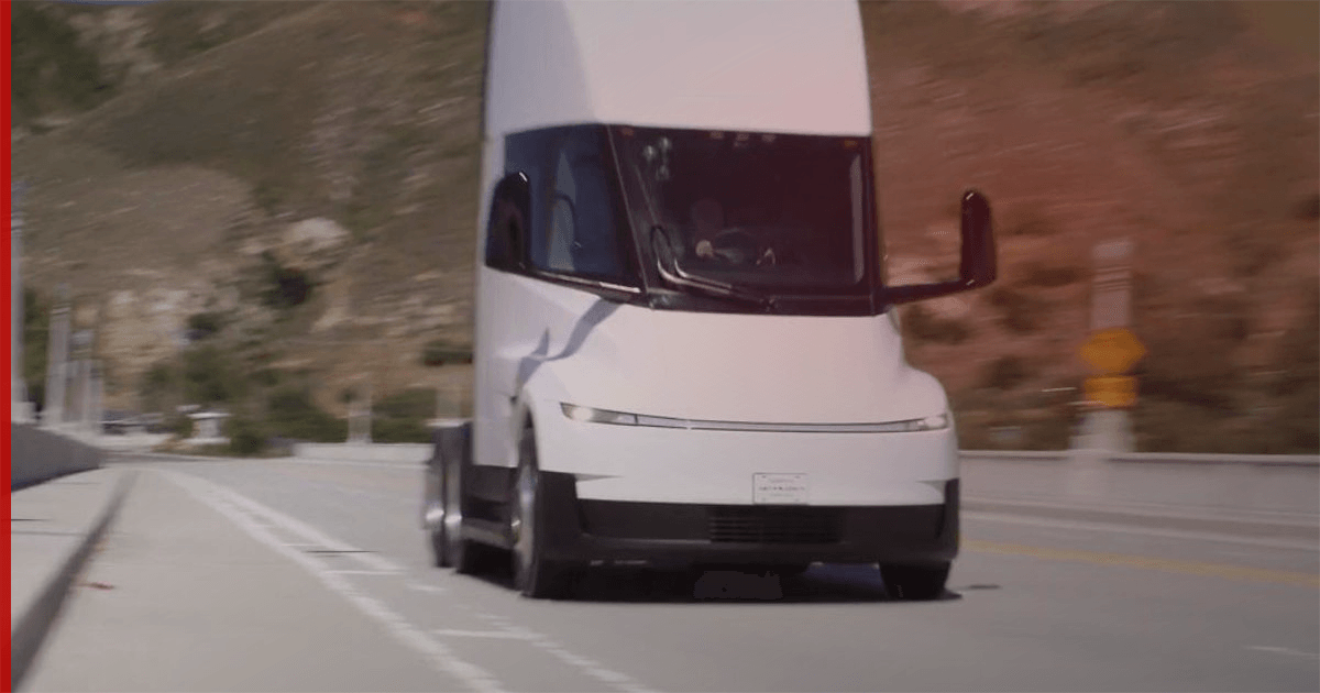 Tesla Semi : Jay Leno le compare à un immeuble de bureaux
