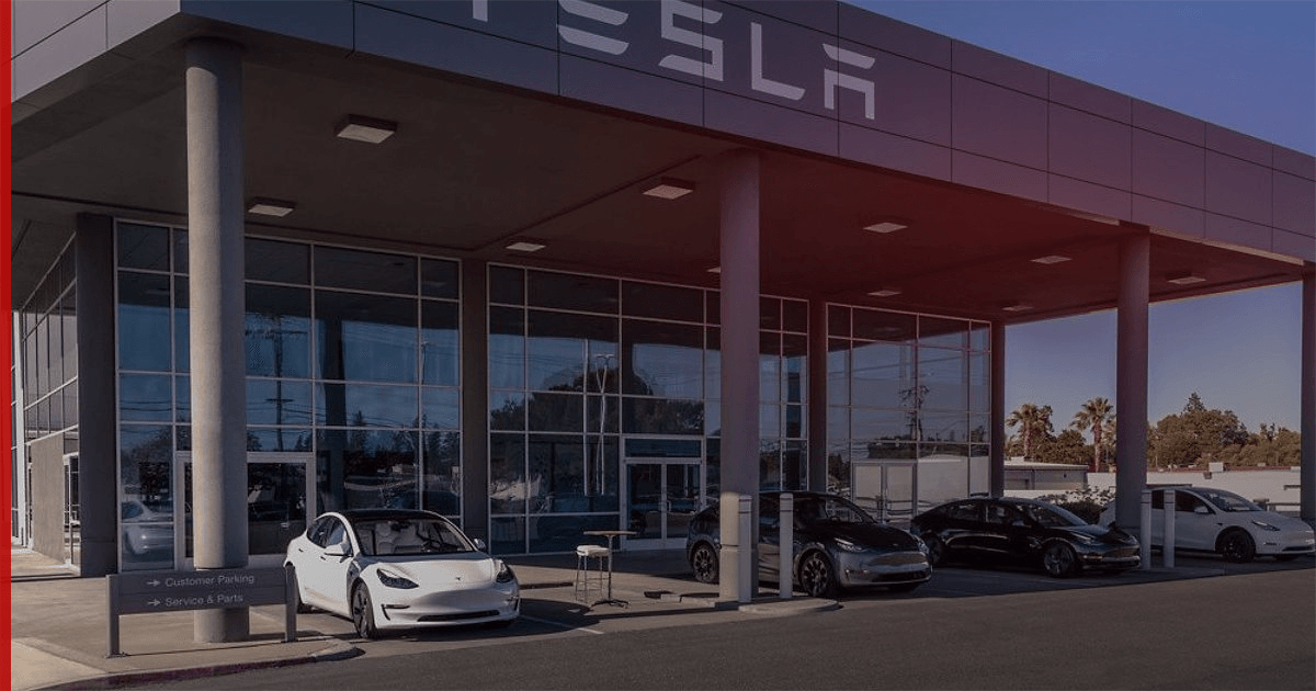 Tesla contre-attaque sur la couverture biaisée des accidents